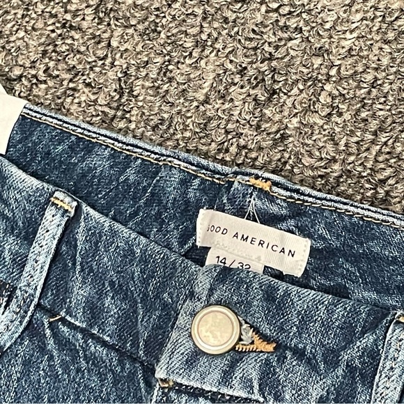Good American Blue Ankle & Cropped Jeans - Picture 11 of 11